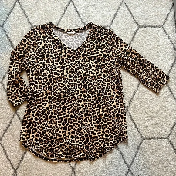 Leopard 3/4 Sleeve Shirt - Picture 1 of 1